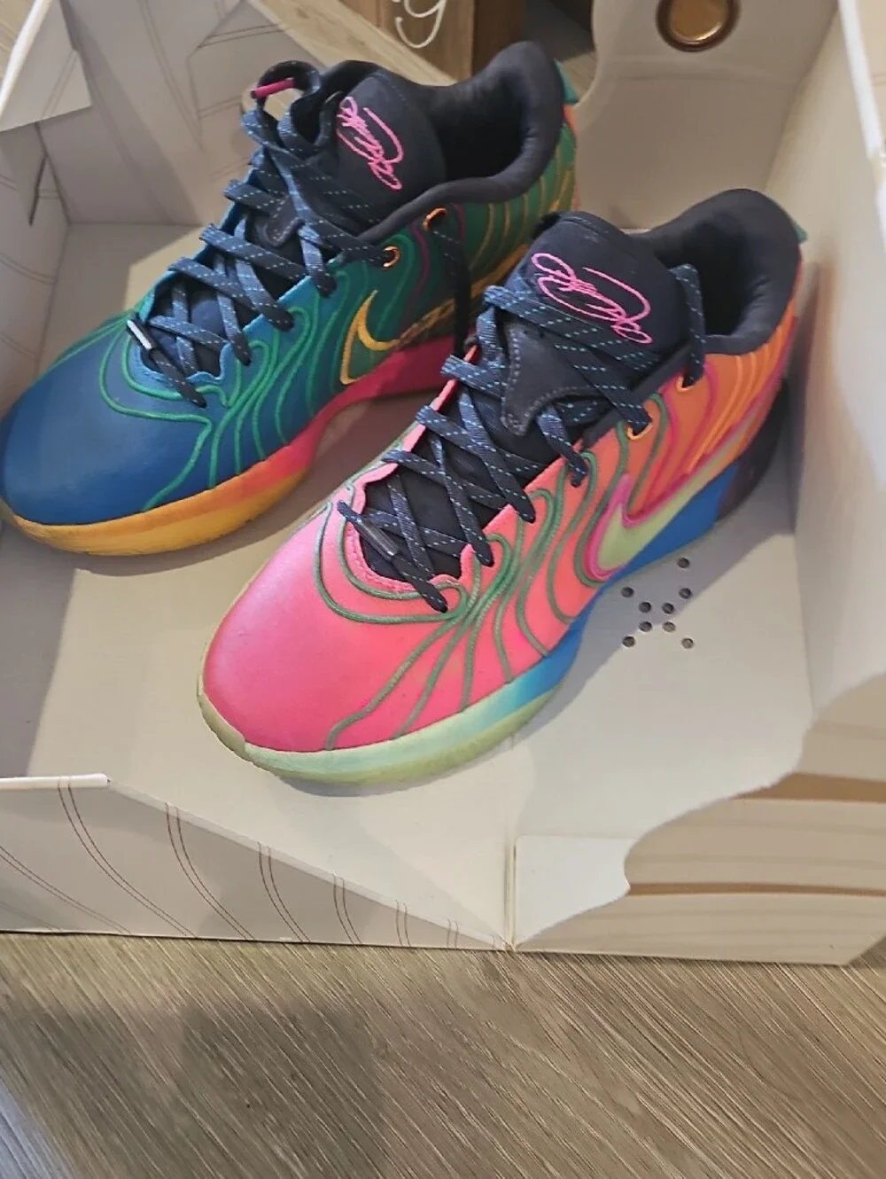 NIKE LeBron 21 